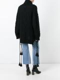 粗绞花针织毛衣