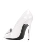 stiletto pointed pumps