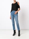 cut-off sleeves blouse