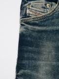 Narrot jeans