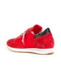 lateral patch sneakers