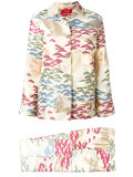 printed suit 
