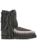'Eskimo 24' boots