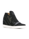 Sonya sneakers 