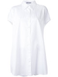 elongated shirt