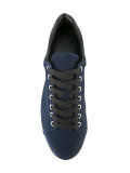 contrast trainers 