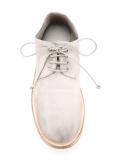lace up shoes
