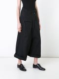 loose fit cropped trousers