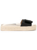 Nolga sandals