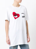 oversized wink T-shirt