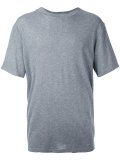 plain T-shirt 