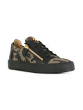 camouflage Kriss sneakers