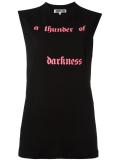sleeveless T-shirt 