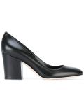 classic shinny pumps 