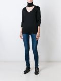 V-neck high neck pullover