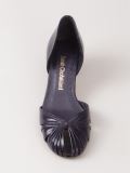 low-heel pumps