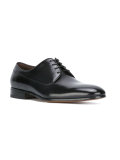 lace up shoes