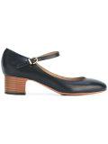 Victoria pumps
