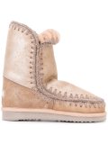 'Eskimo' boots