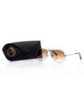 'Aviator' sunglasses