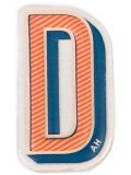 'D'贴纸