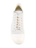lace up trainers 