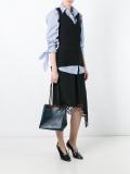 small cube shoulder bag