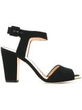 'Puntasol' sandals