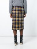 checked skirt 