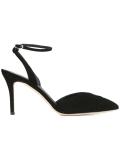 pointed pumps