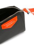 Antigona clutch