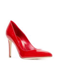 Madame pumps