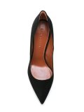 'Agatha' pumps