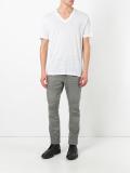 v-neck T-shirt 
