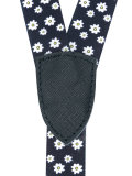 Daisy pattern braces