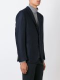三纽扣西装夹克