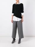 wide-legged trousers