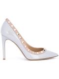 Valentino Garavani Rockstud pumps