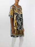 oversized T-shirt 