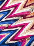 zig-zag pattern fringed scarf