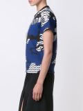 patterned camouflage T-shirt