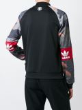 和服印花围巾领套头衫
