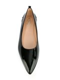 pointed toe ballerinas