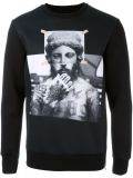 statue print sweatshirt