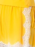lace details skirt