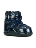 'Flirting' snow boots