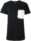 fur pocket T-shirt 