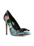 paisley print pumps
