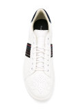 lace-up low-top sneakers