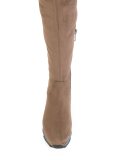 flat platform knee-length boots